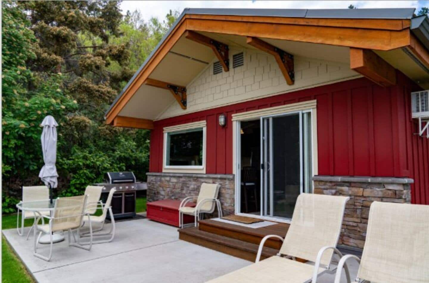 Serene Lakeside with Pool and Views - CasaLoma — West Kelowna, BC — vacation rental