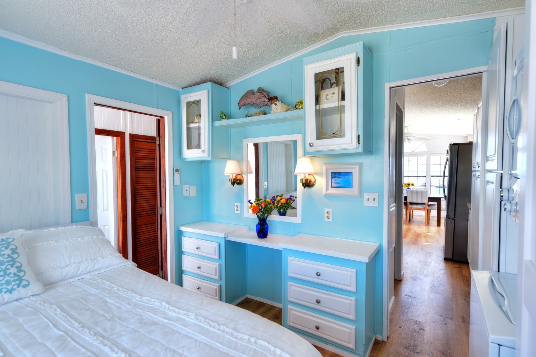 Windy Point Oceanfront in Geiger Key — Bedroom 2