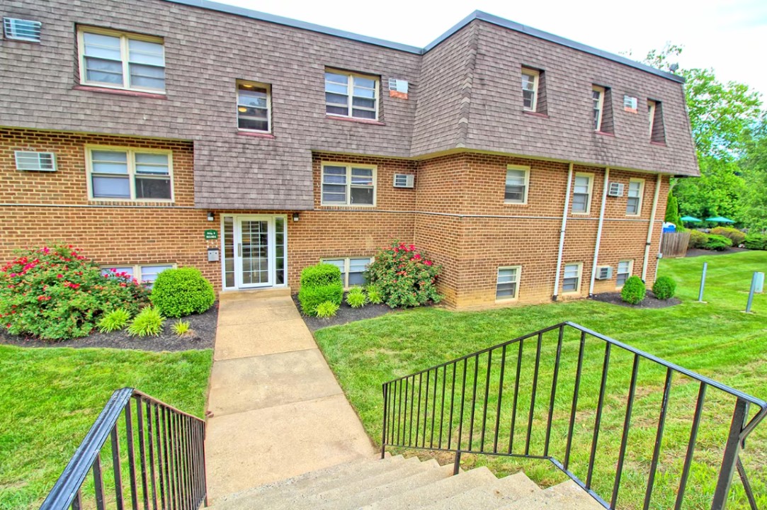 Pinebrook 104 Wharton Drive 2 Bed 2 Bath