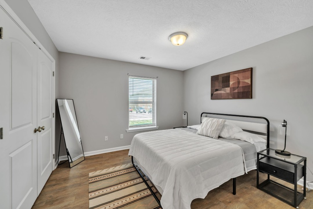 Stonecrest 717, · Unit 2/2