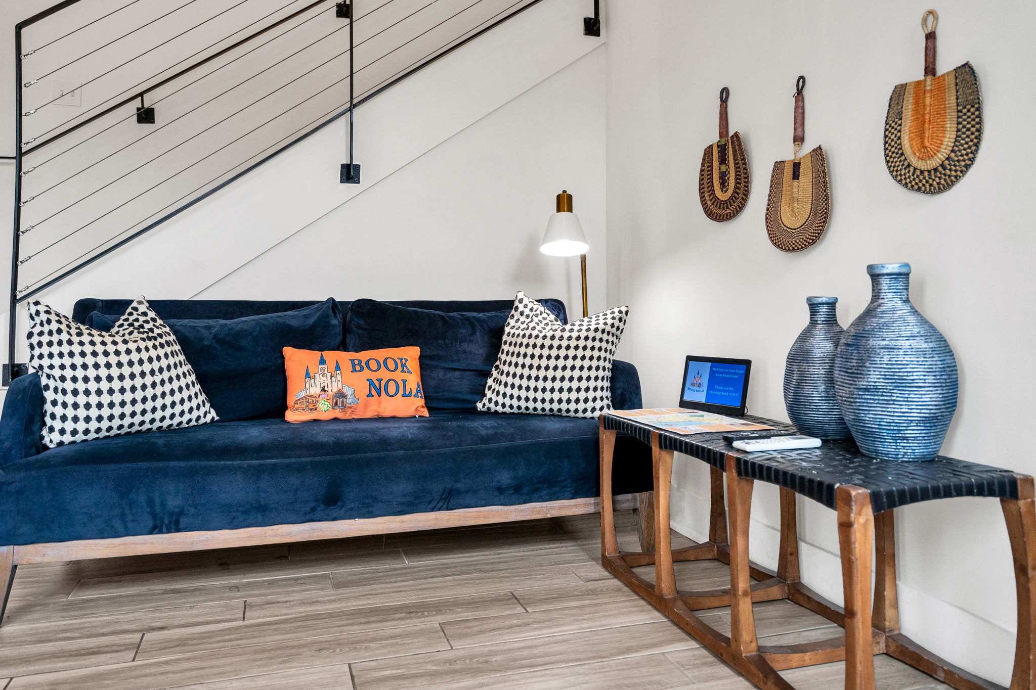 living room (unit 2)