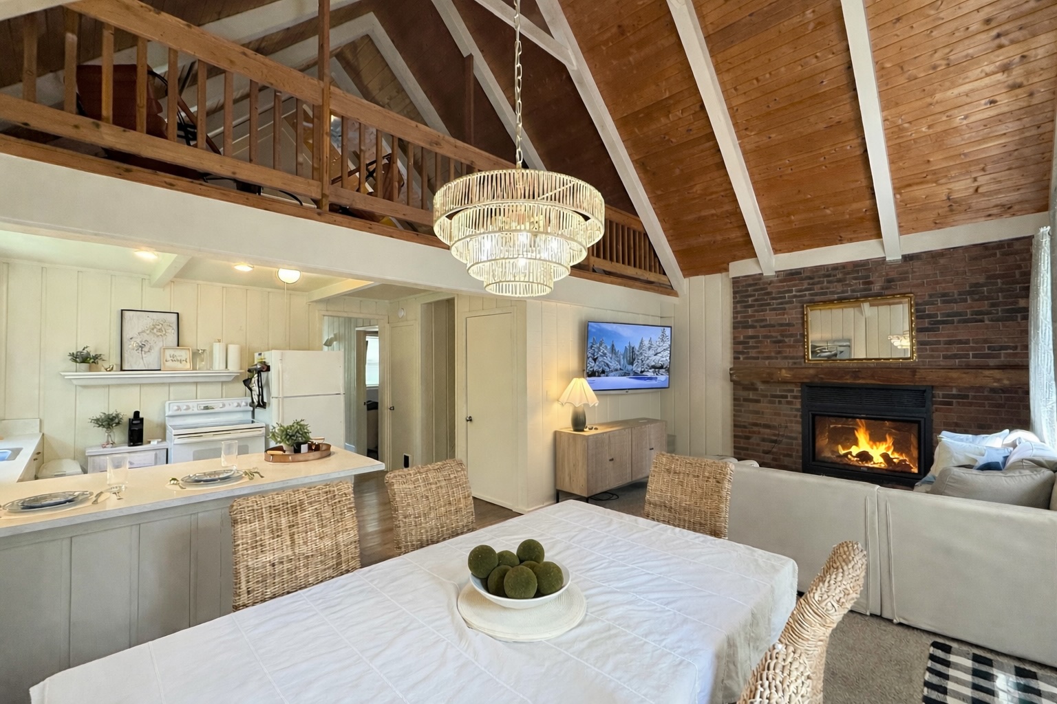 Cozy Chalet Getaway Near The Highlands - Sleeps 8 — Harbor Springs, MI — vacation rental