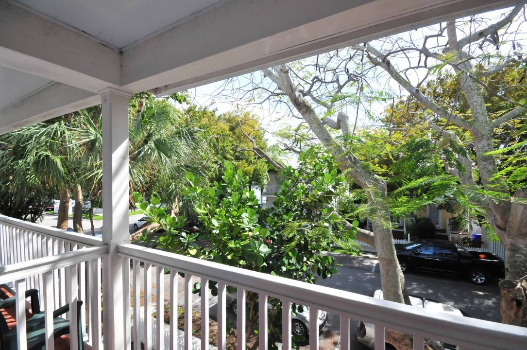 Joan's Caribbean Hideaway — Balcony