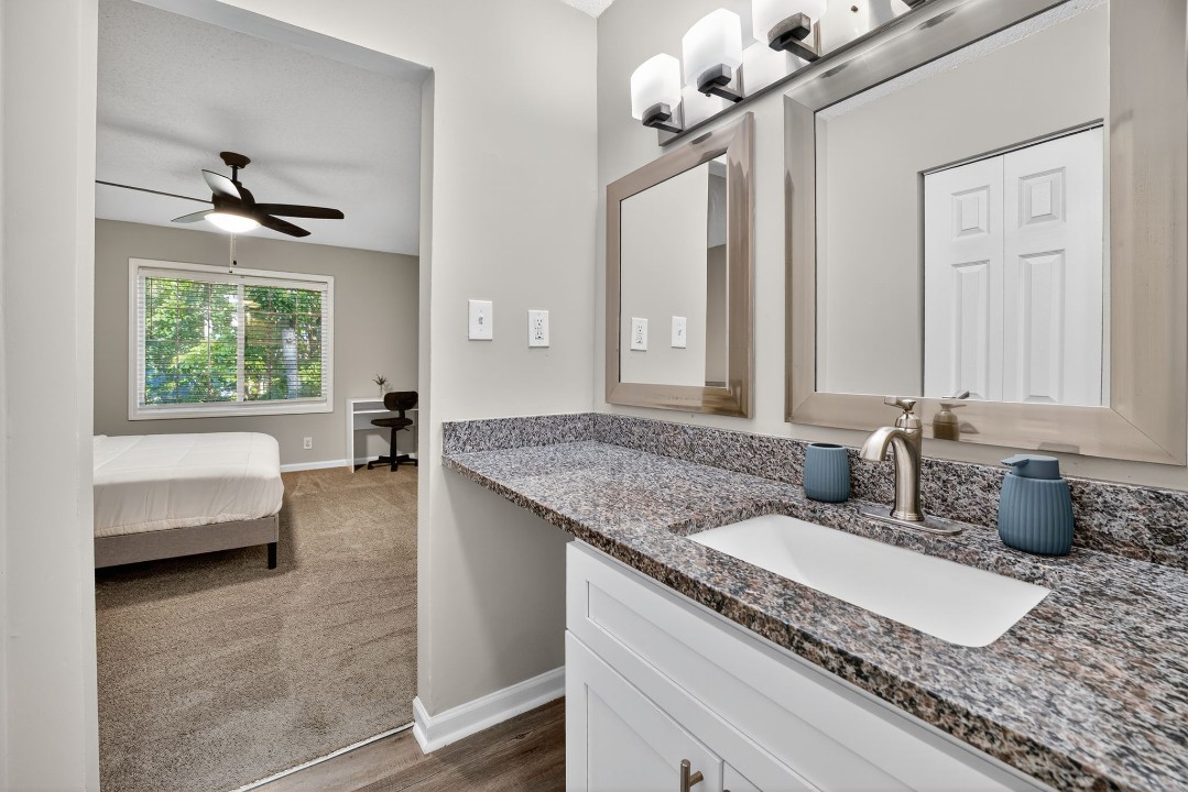 Crest at East Cobb 1830F · Unit 2/2