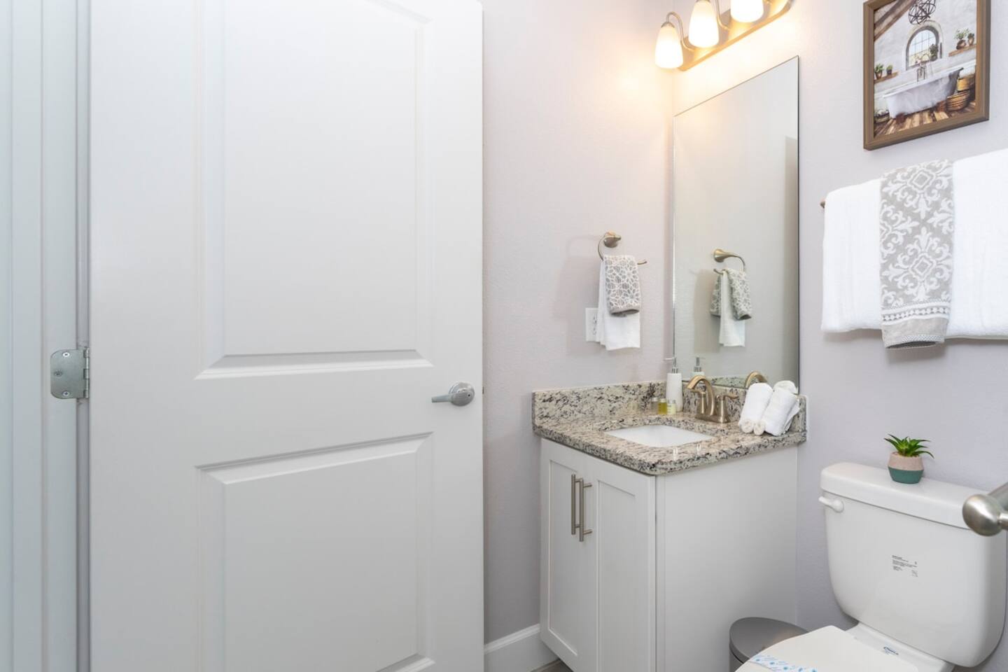 Our elegant and spacious bathroom comes with all the basics. Enjoy a relaxing shower, a refreshing retreat after a day of adventures.