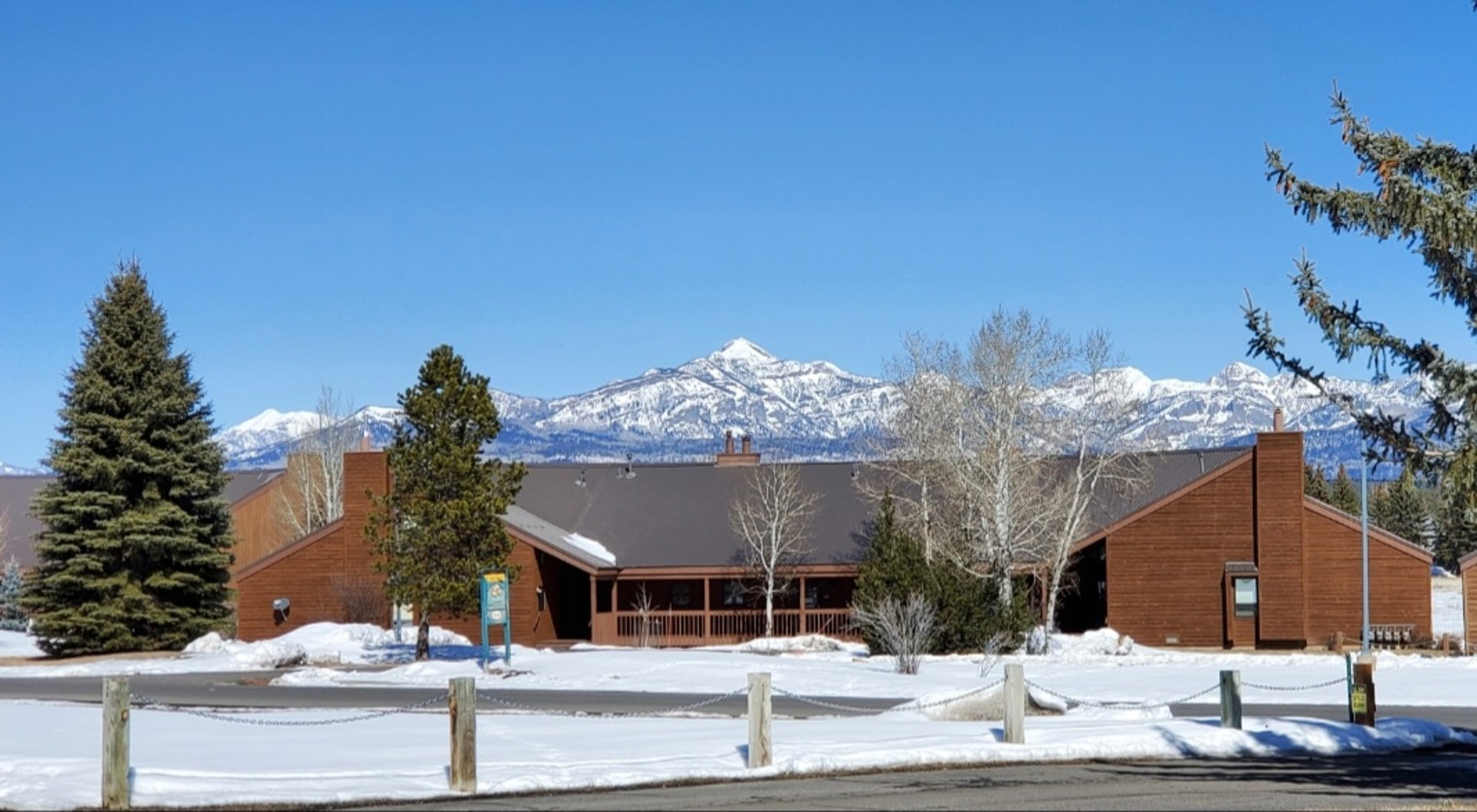 Front Winter View of Aspenwood Condominiums 
