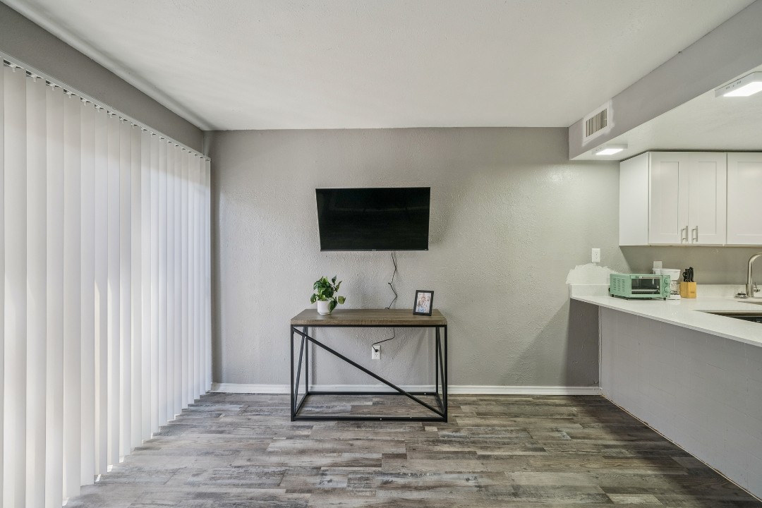 Vista Buena 2-162 · Unit 1/1
