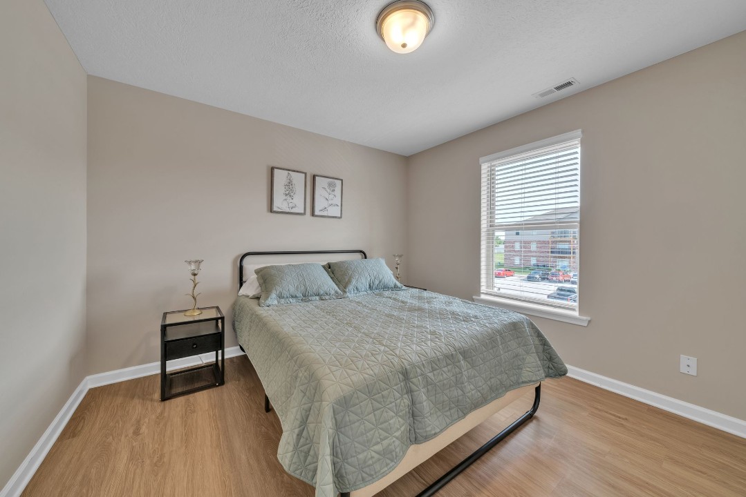Stonecrest 822, · Unit 2/2