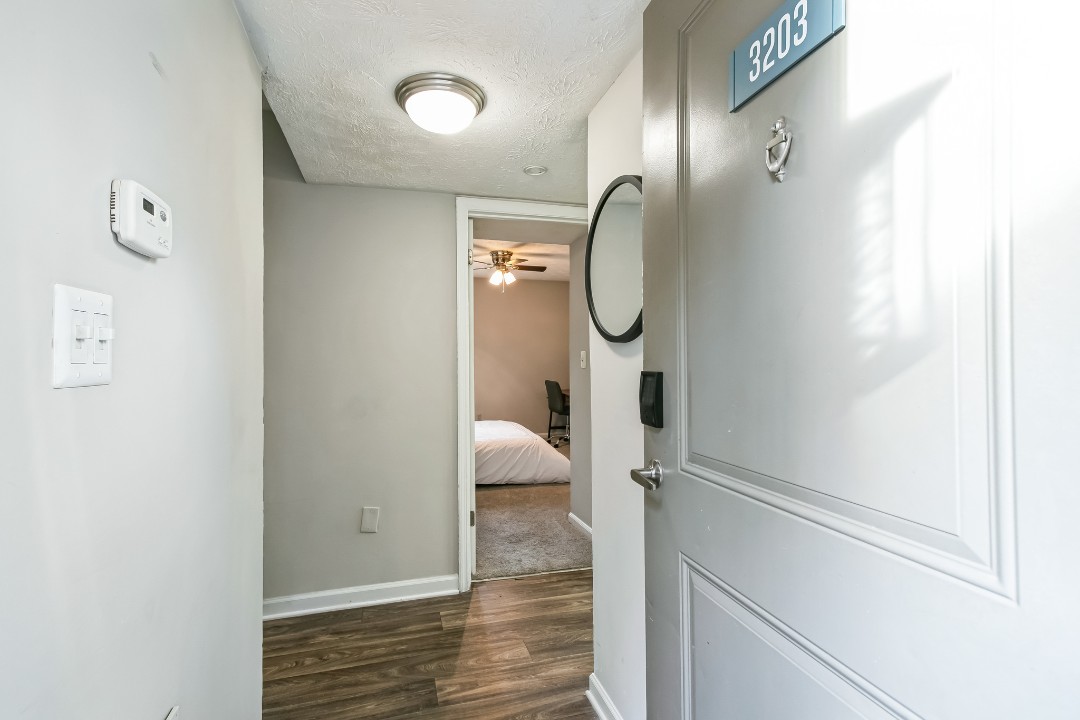 Vinings · Unit 3203 1/1