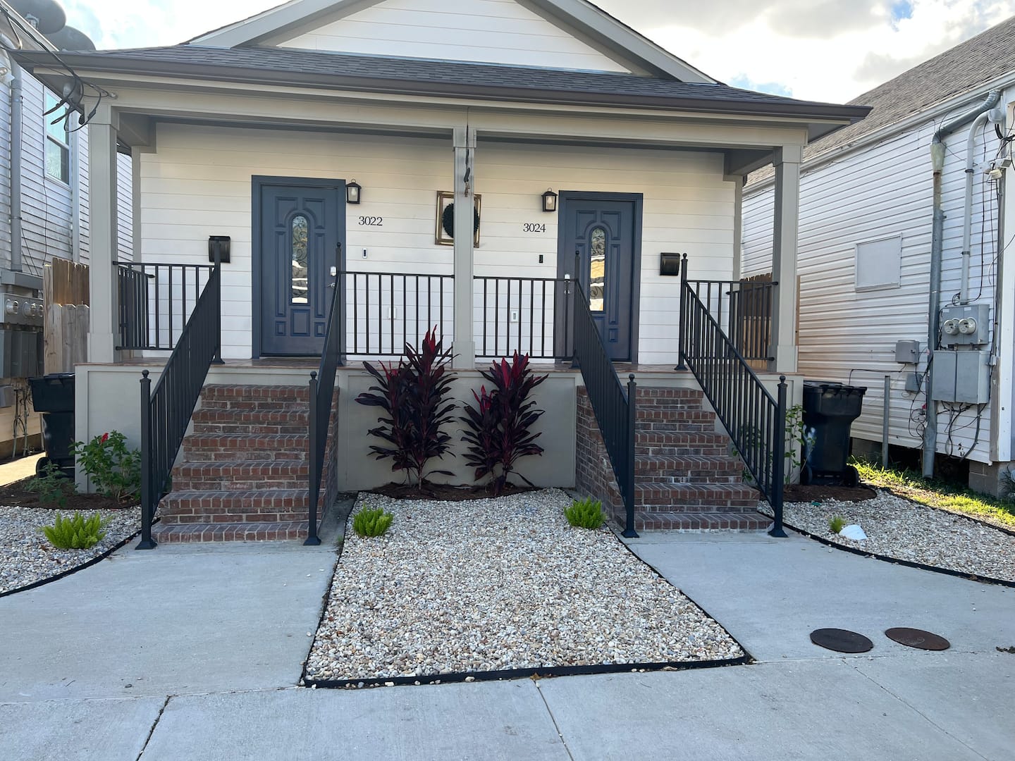 Beautifully landscaped front