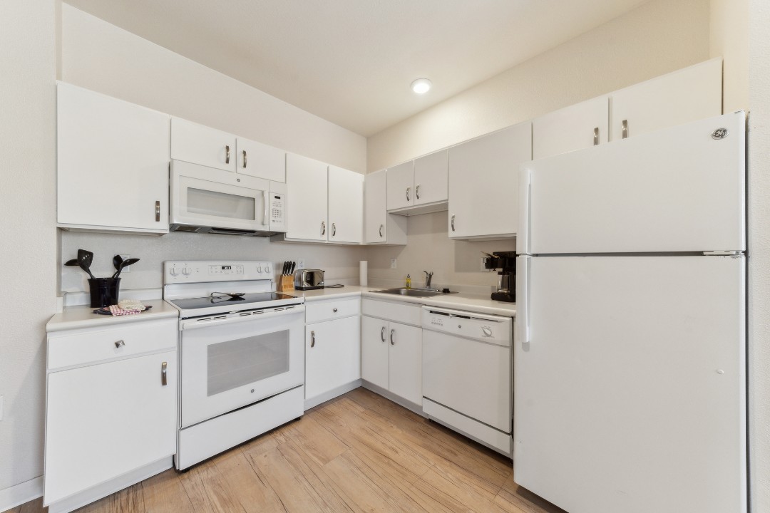Simplicity At the Rim · Unit 1108  1/1