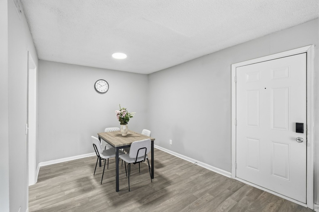 Tucker Square 2/1.5 · Unit 1318G