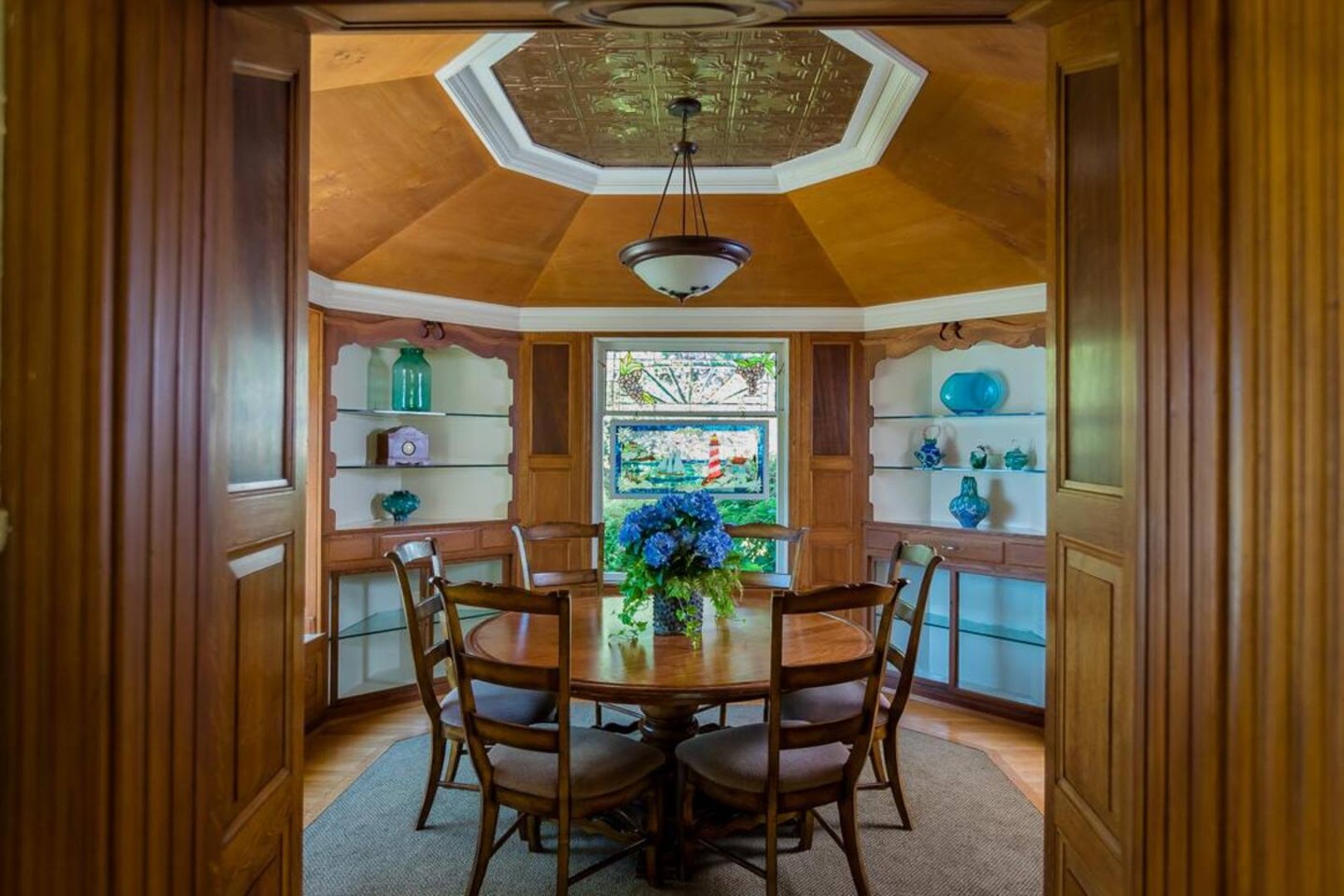 Wisteria Hollow Victorian — photo 20