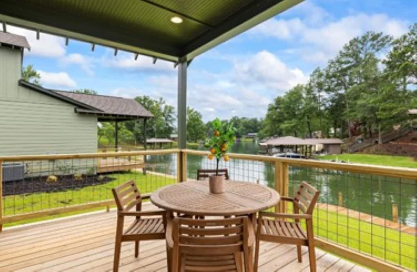 Lakefront Villa @ Bay Pines- Unit 8 — Jackson's Gap, AL — vacation rental