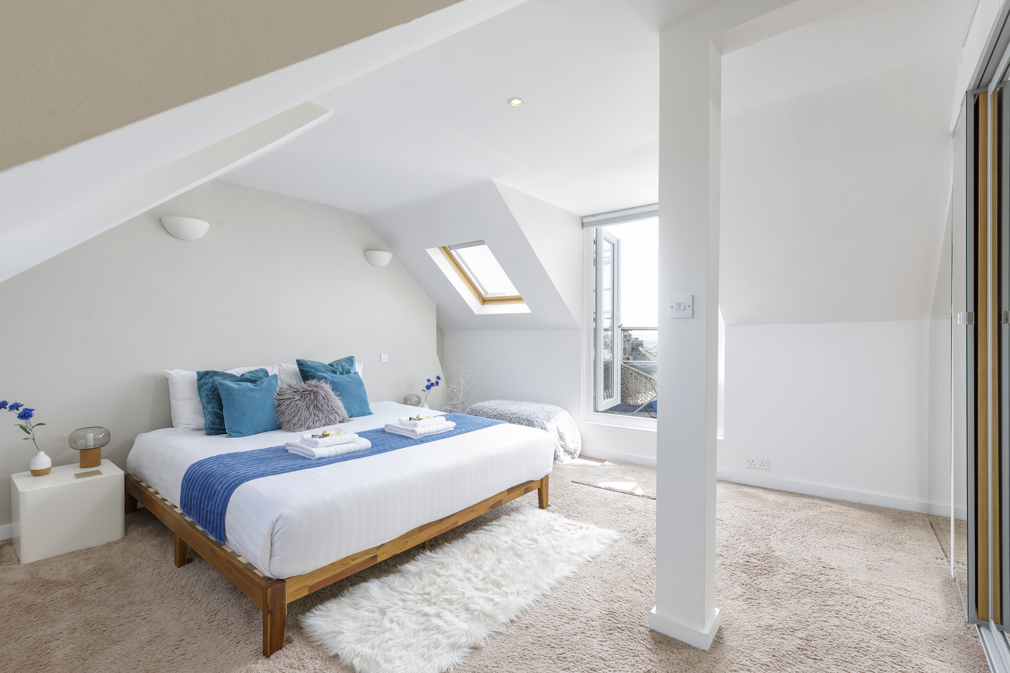 Bright, Sunny & Spacious home in Brighton — Brighton — vacation rental