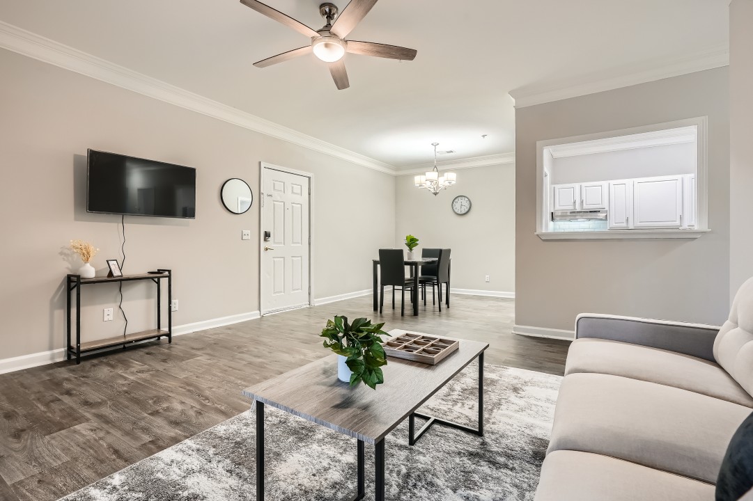 Crest at East Cobb 1826E · Unit 2/2