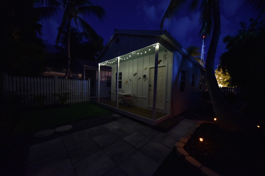 1/1 Cottage close to Duval st. — Beautiful night skies