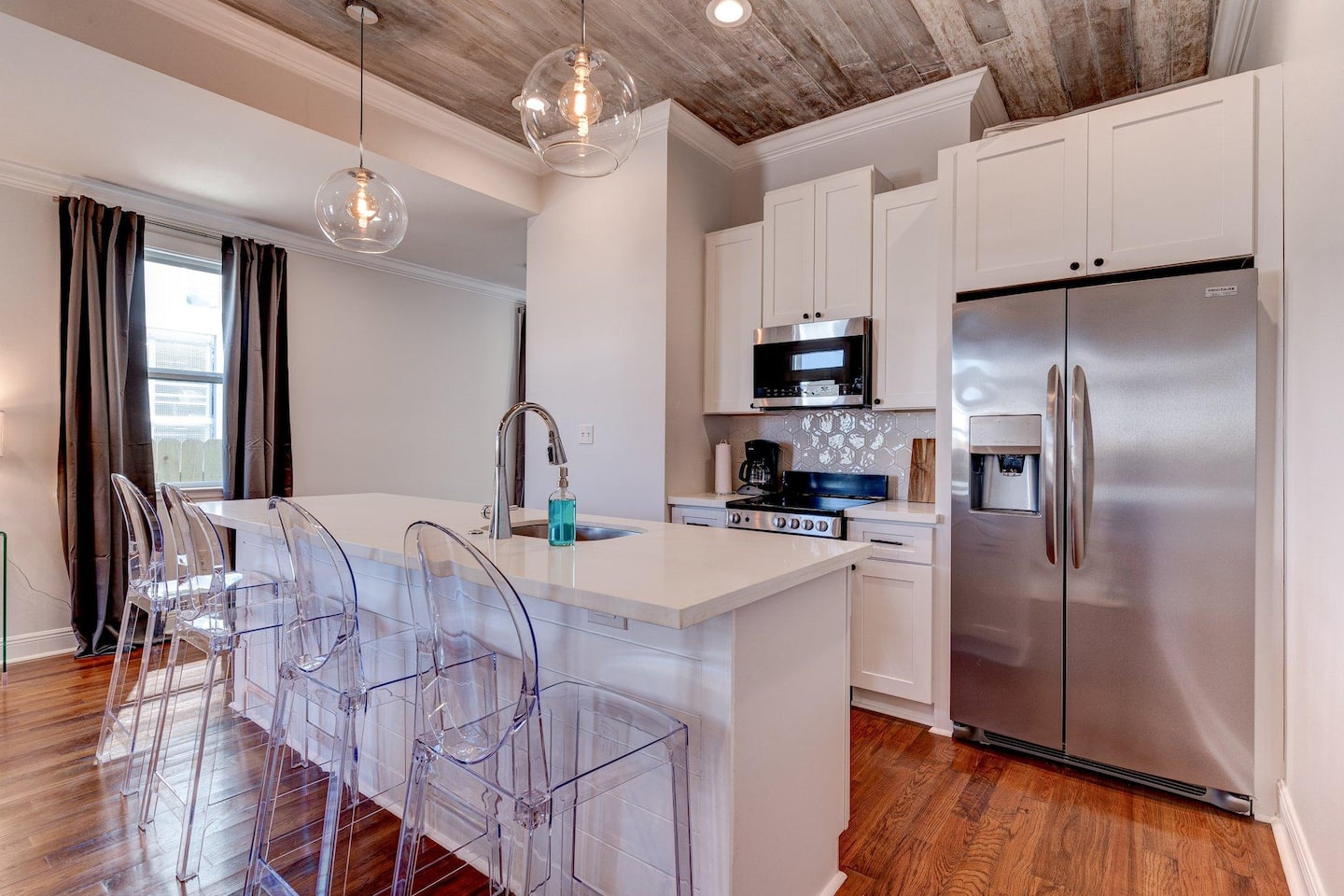 kitchen area with bar seating!