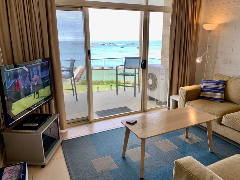 Premium Location – 60m to Horseshoe Bay. Top-floor position with uninterrupted coastal views. Steps away from a safe swimming beach and coastal walks