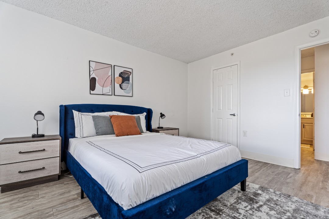 Legacy at Imperial Village · Unit 808 1/1