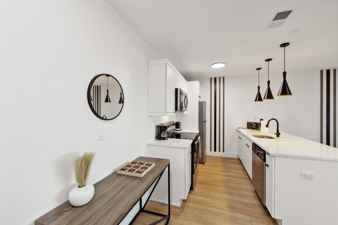 Market View Residence · Unit 505 1/1