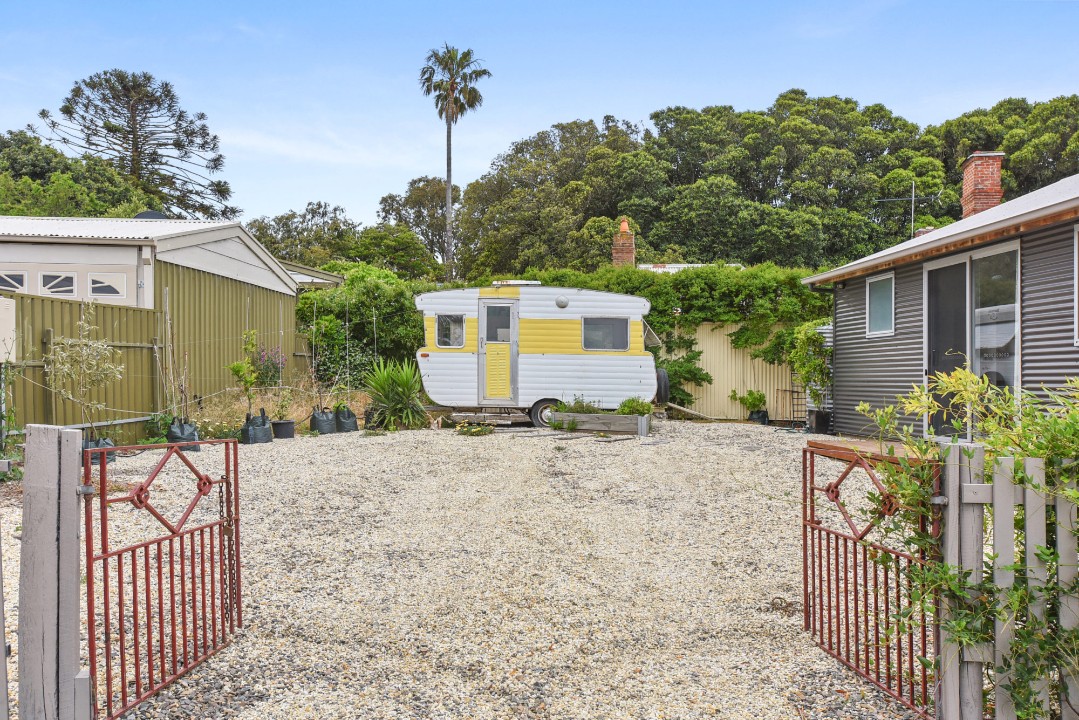 Convenient and Secure Parking – Off-street parking ensures hassle-free arrivals and security.