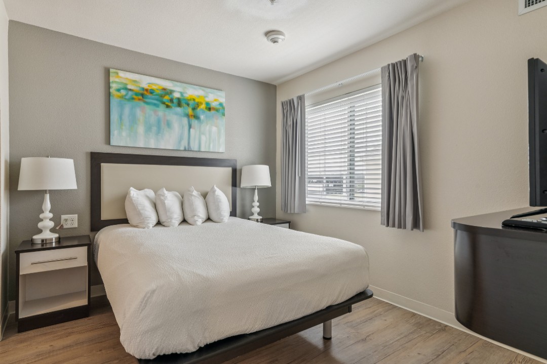 1 Bedroom · Signature layout
