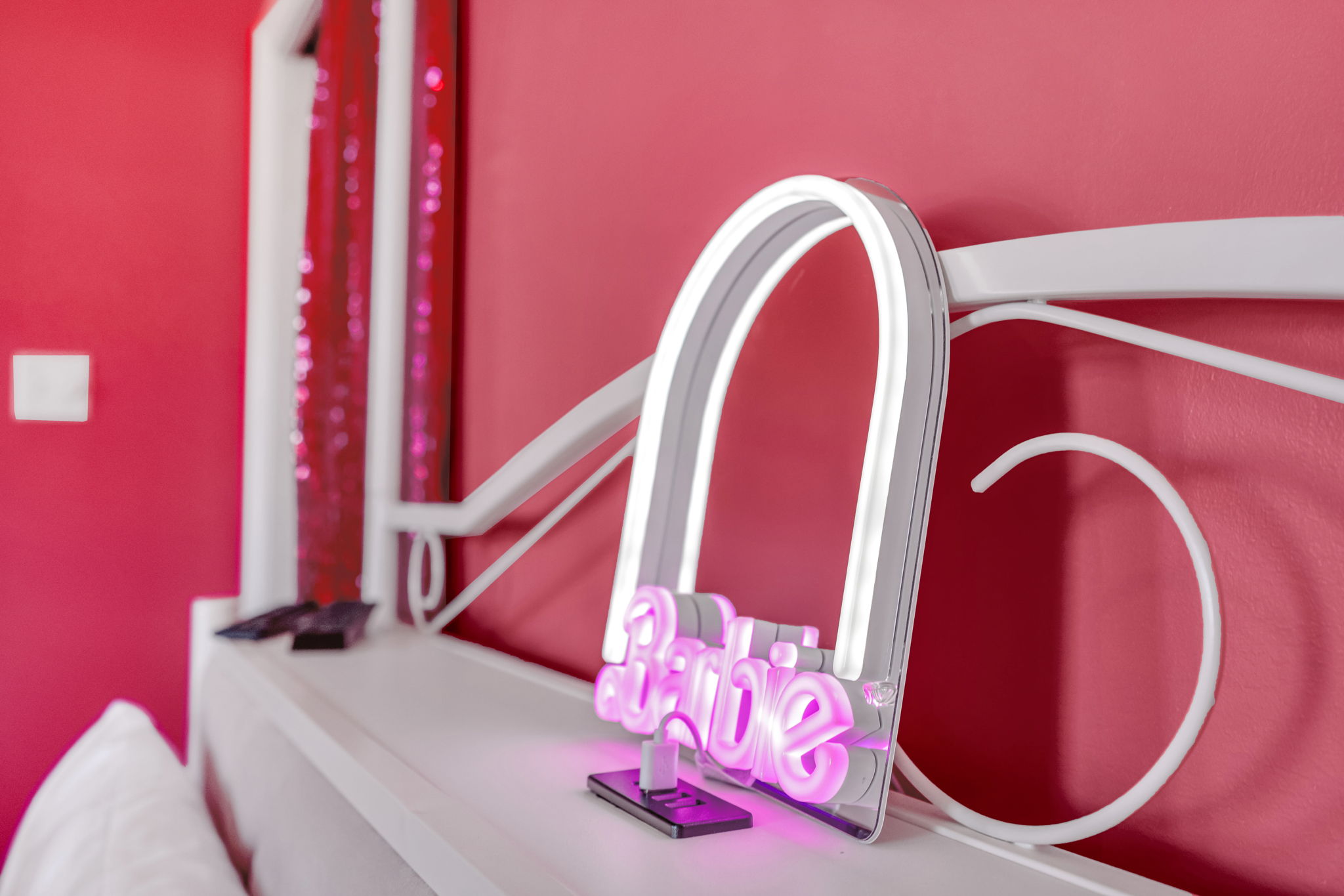 Glam vanity with LED mirror