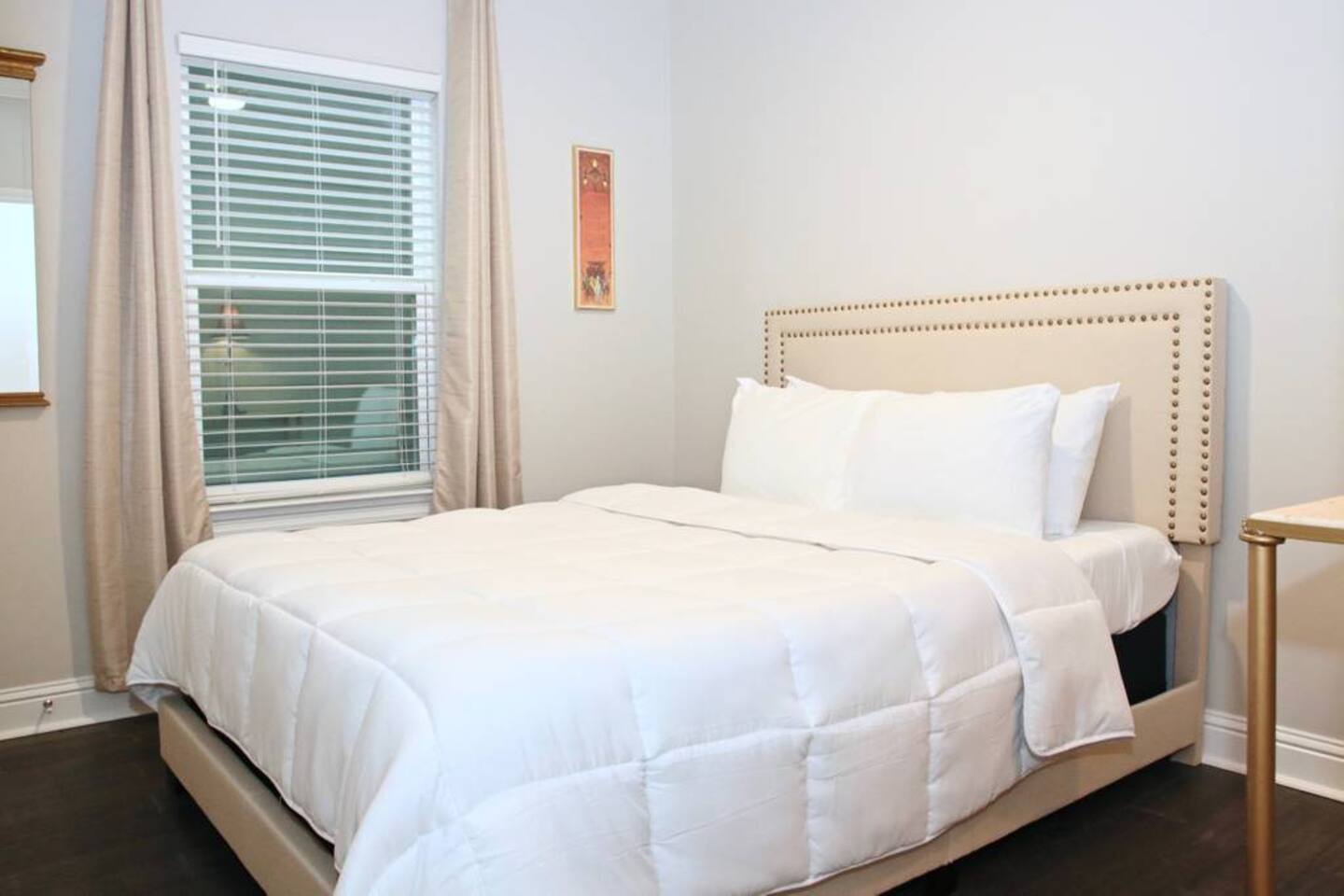 Third Bedroom | Queen