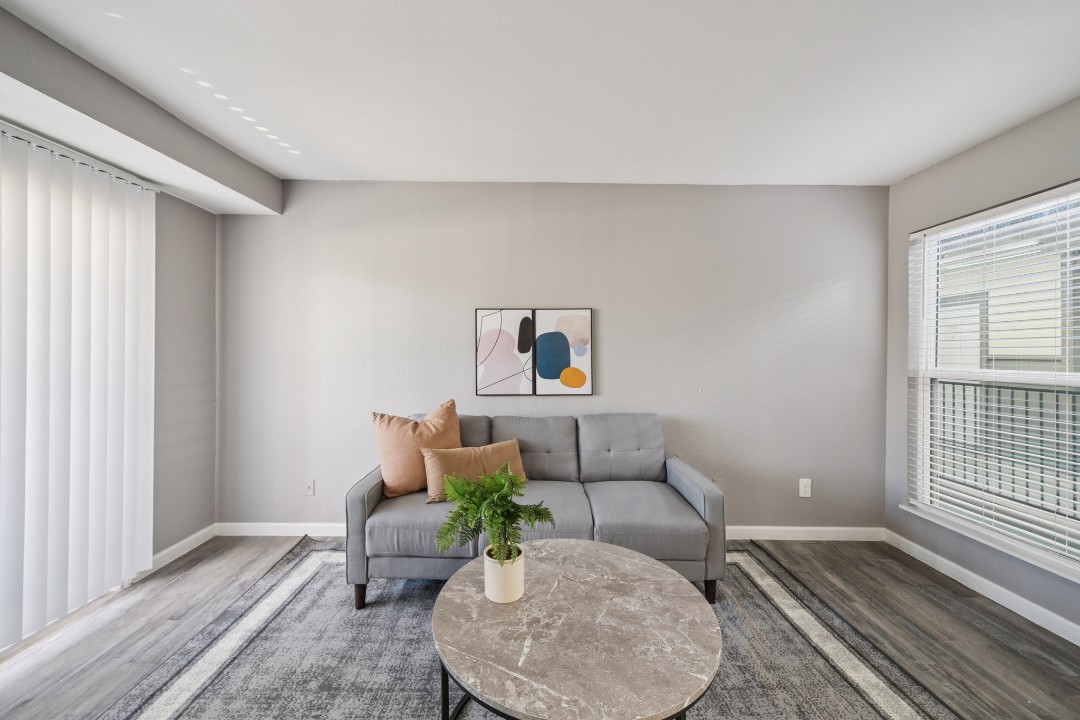 Vista Buena · Unit 3329 1/1