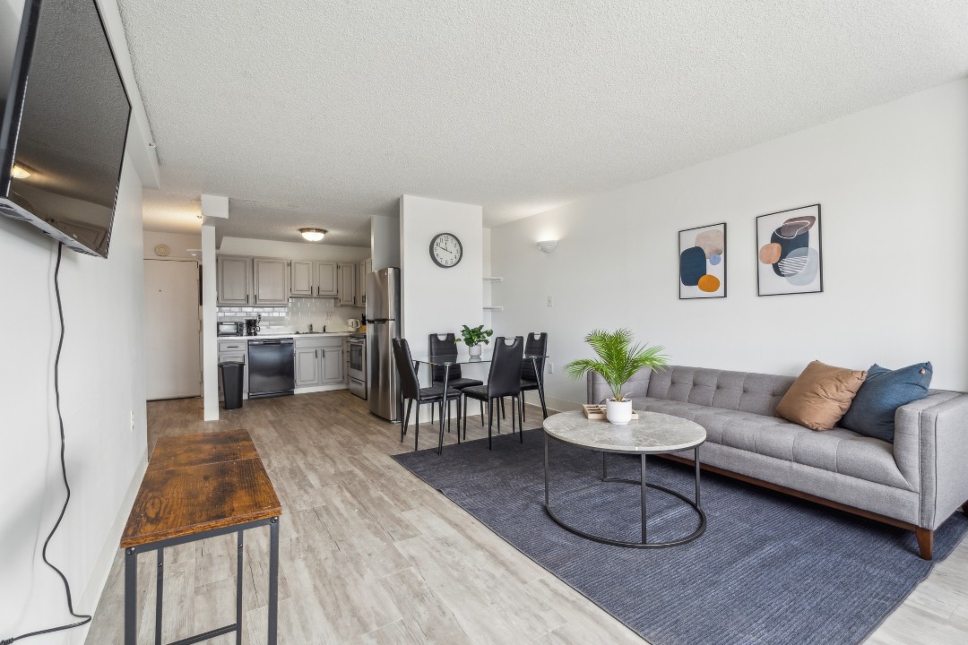 Legacy at Imperial Village · Unit 816 2/2