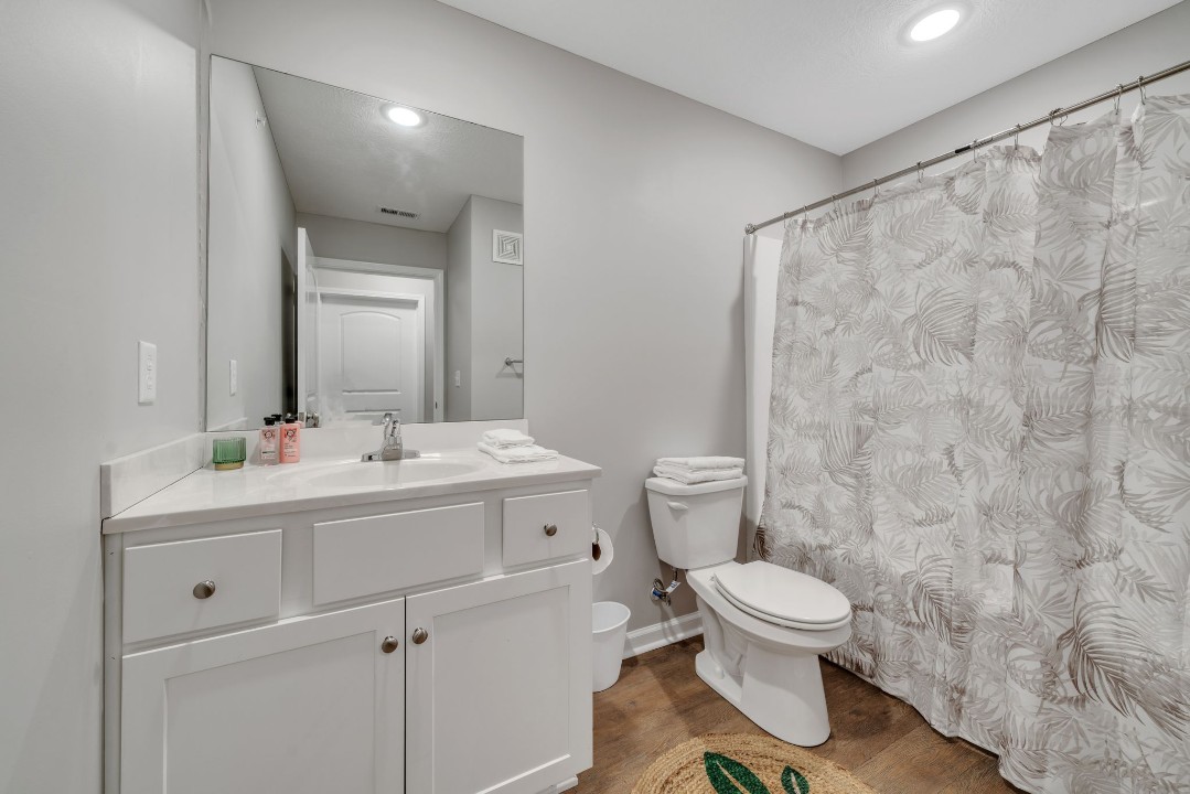 Stonecrest 717, · Unit 2/2