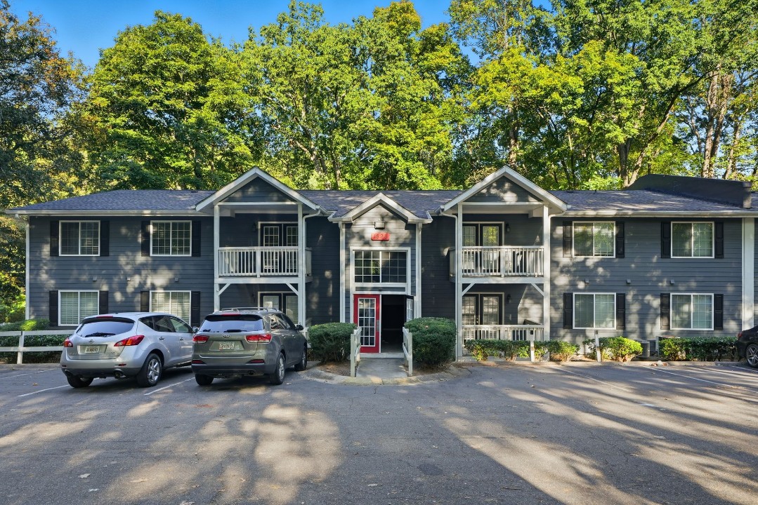 Crest at East Cobb 1828K · Unit 2/2
