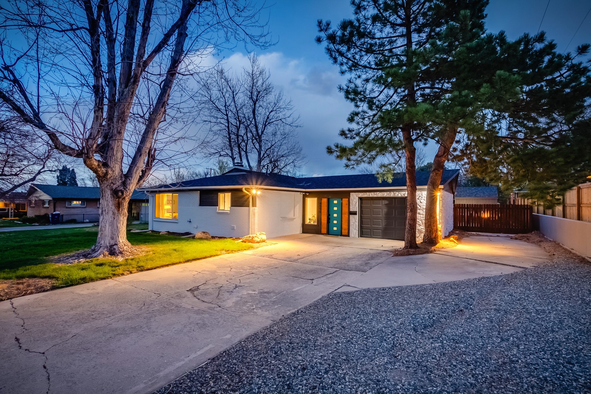4590 Saulsbury   photo 3