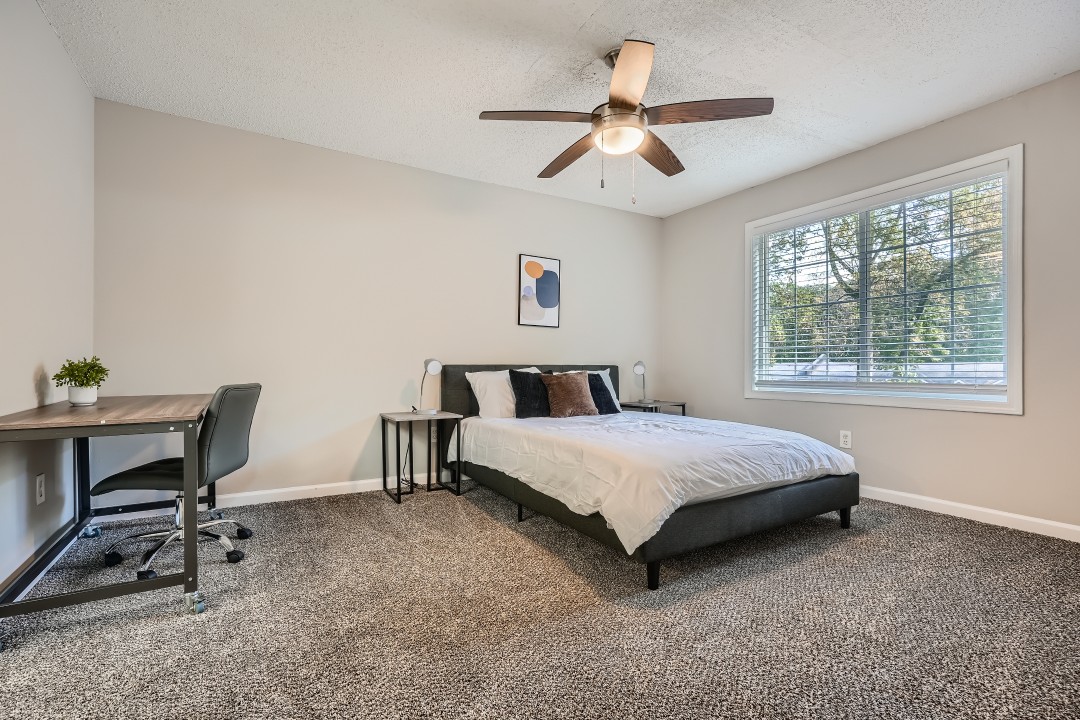 Crest at East Cobb 1812B · Unit 2/2