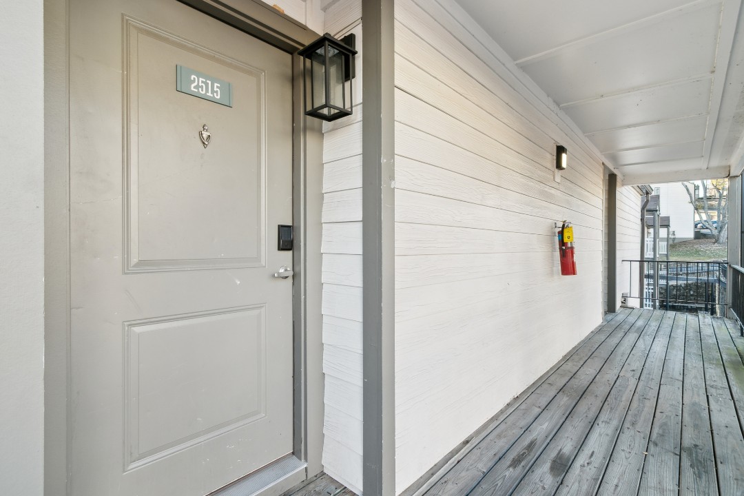 Vinings · Unit 2515 1/1