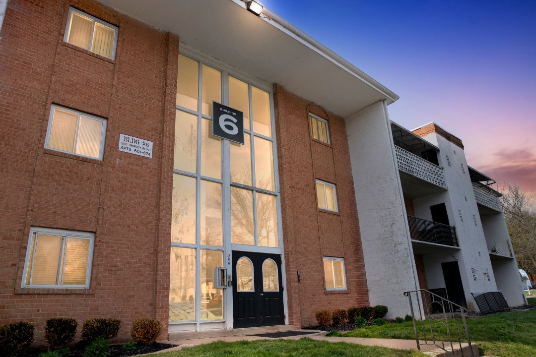 The Chateau, 306 Shipley Rd · Unit apt 610, 2bd/2bth