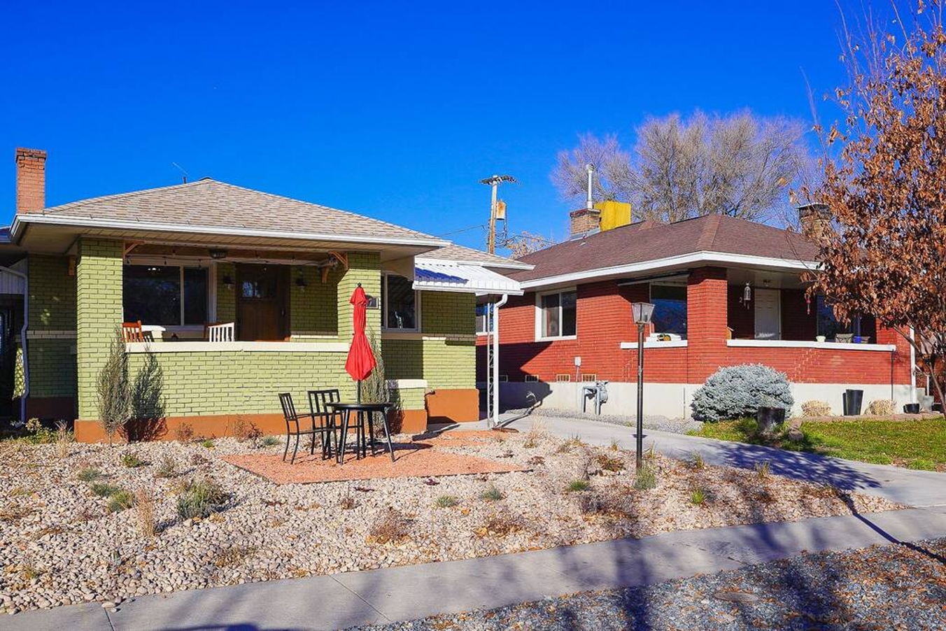 Charming Downtown Craftsman Bungalow photo 3
