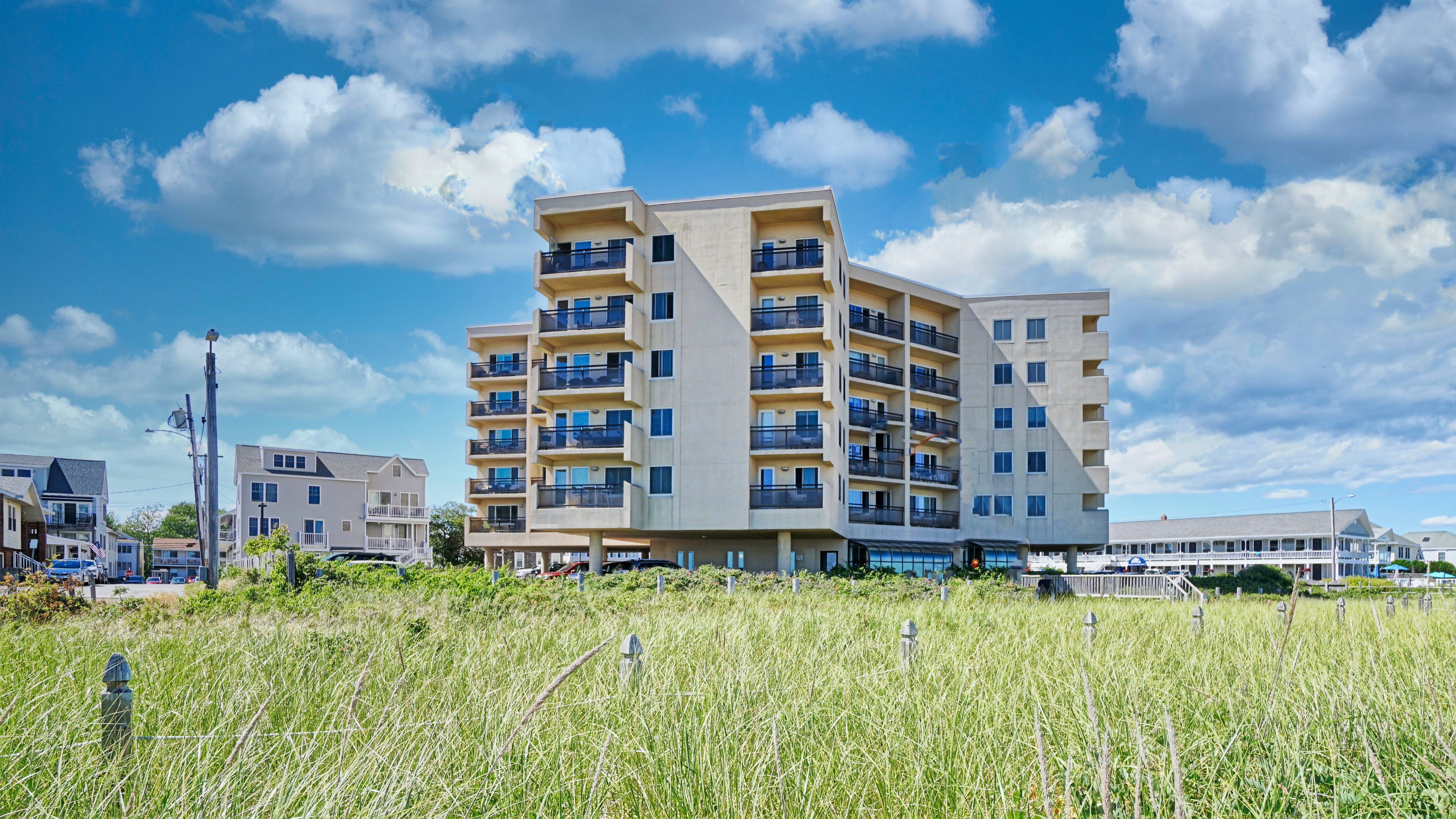 Indoor Pool And Beach Proximity - Beautiful Coastal Retreat - Old Orchard Beach, ME