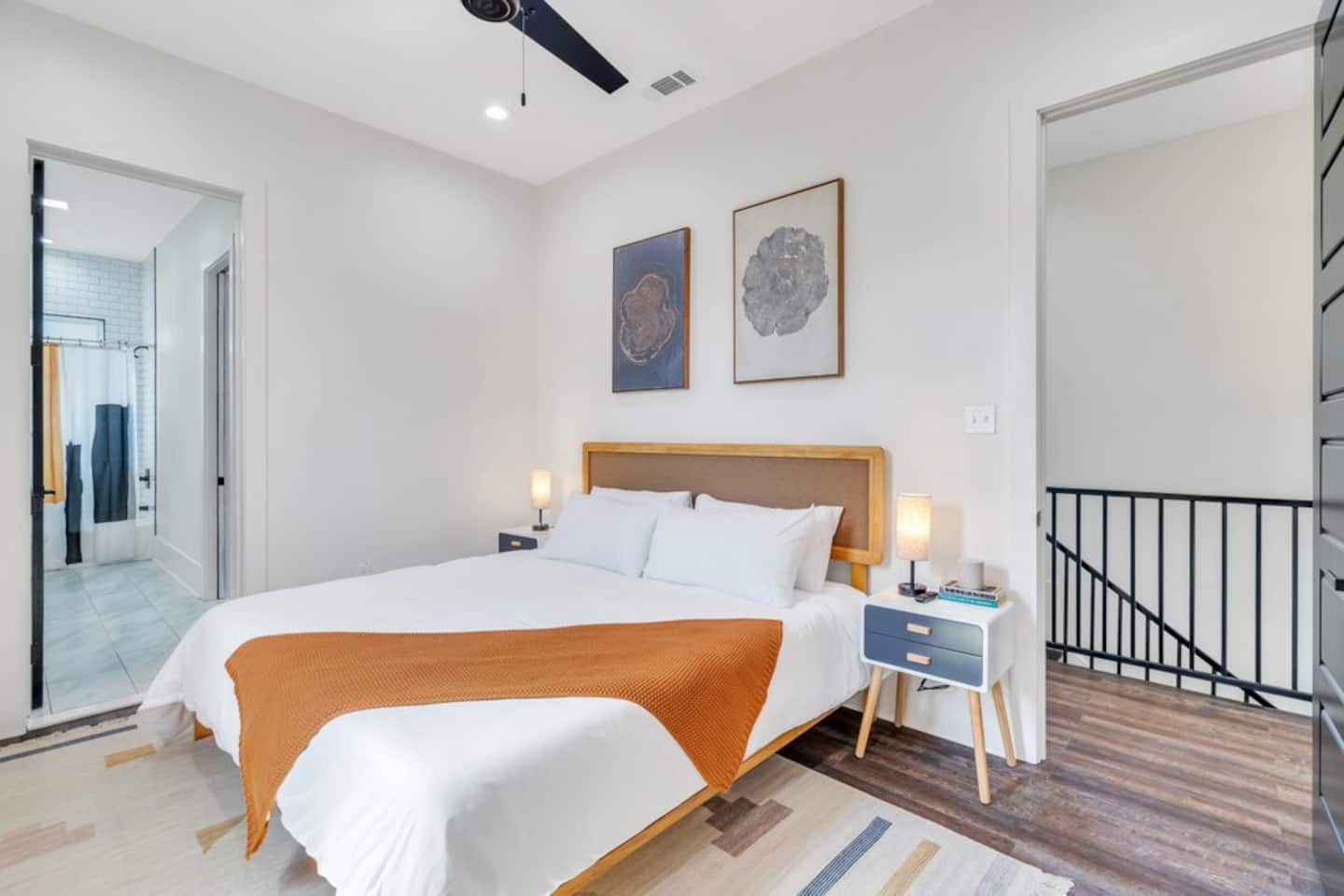 King Bedroom 1 with en-suite bathroom | Upstairs