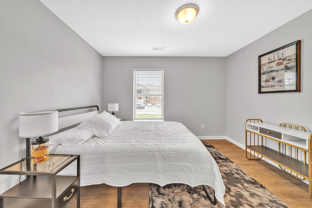 Stonecrest 722, · Unit 2/2