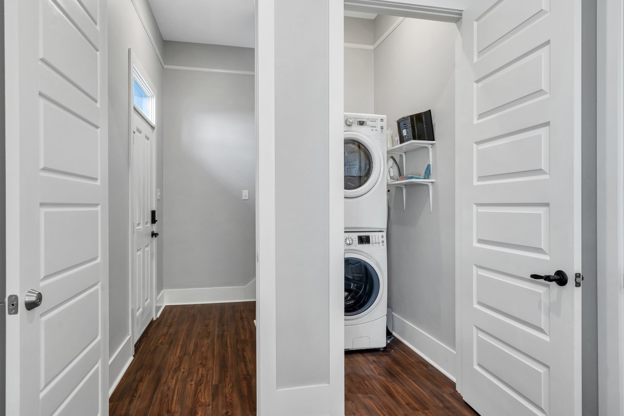 |Laundry Room|