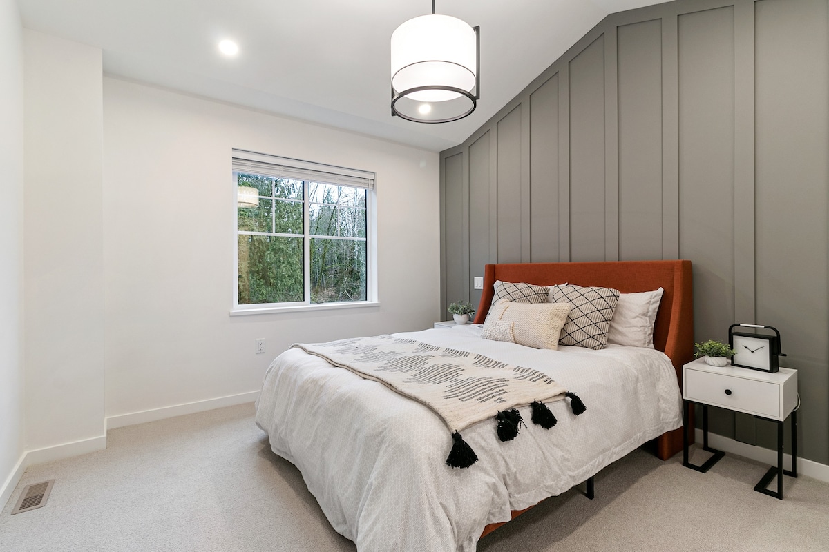The Rustic Cassel: 90days+ furnished home rental photo 4