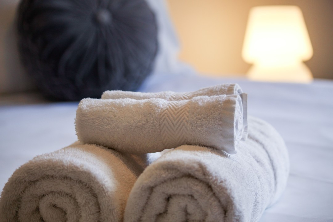 Exclusive Access – Whole House Booking – Guests enjoy complete privacy with no shared spaces.