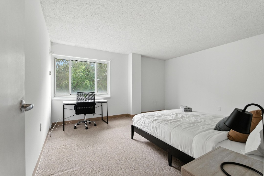 Legacy at Imperial Village · Unit 602 2/2