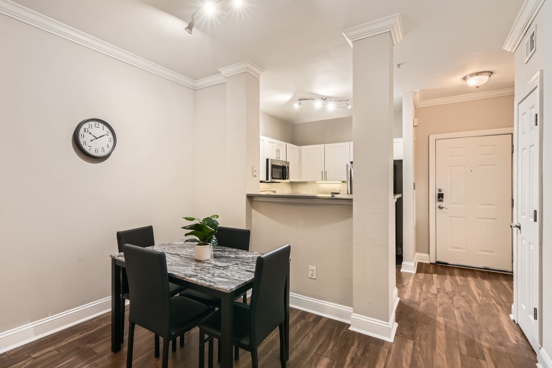 Crest at Midtown · Unit 4209 1/1
