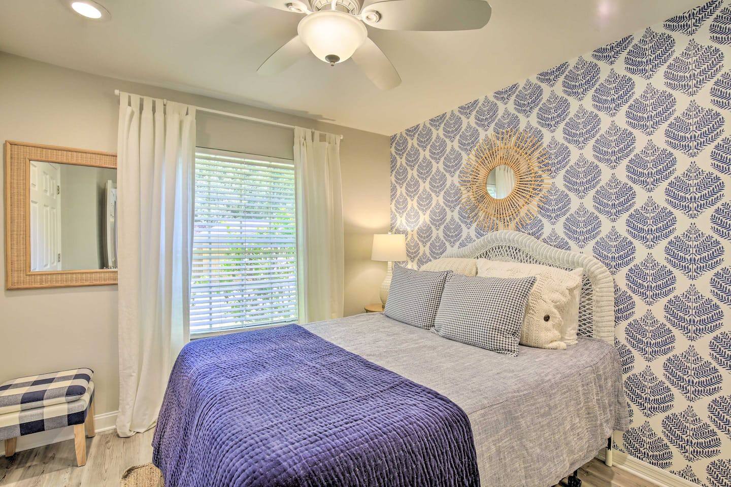 Pelican's Pointe · Spacious 4BR Family Home w/Pool photo 4