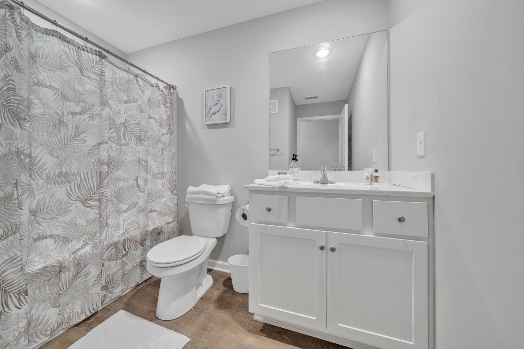 Stonecrest 712, · Unit 2/2