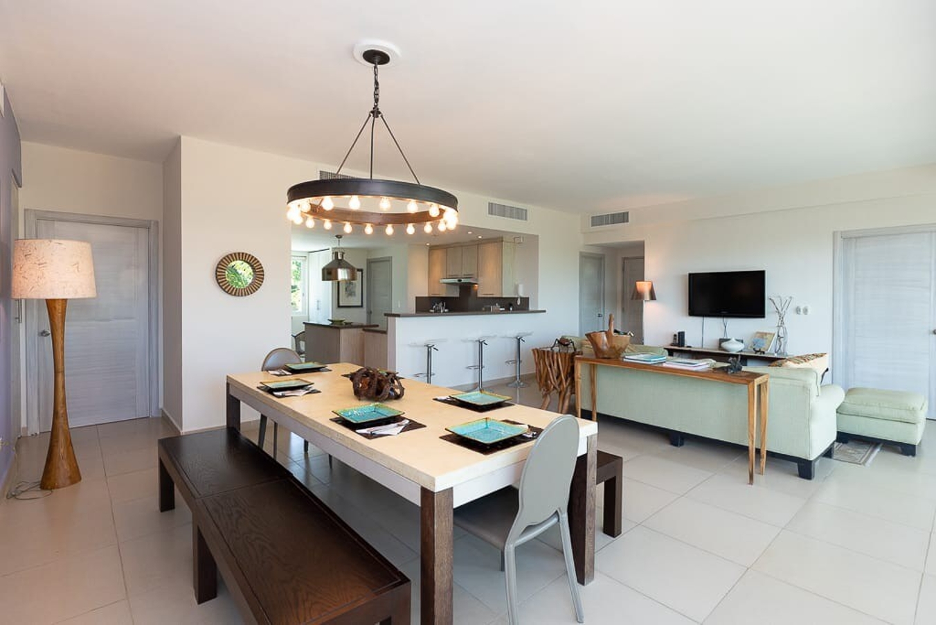 The Beach-Front Condo by AcoModo @Bijao photo 3