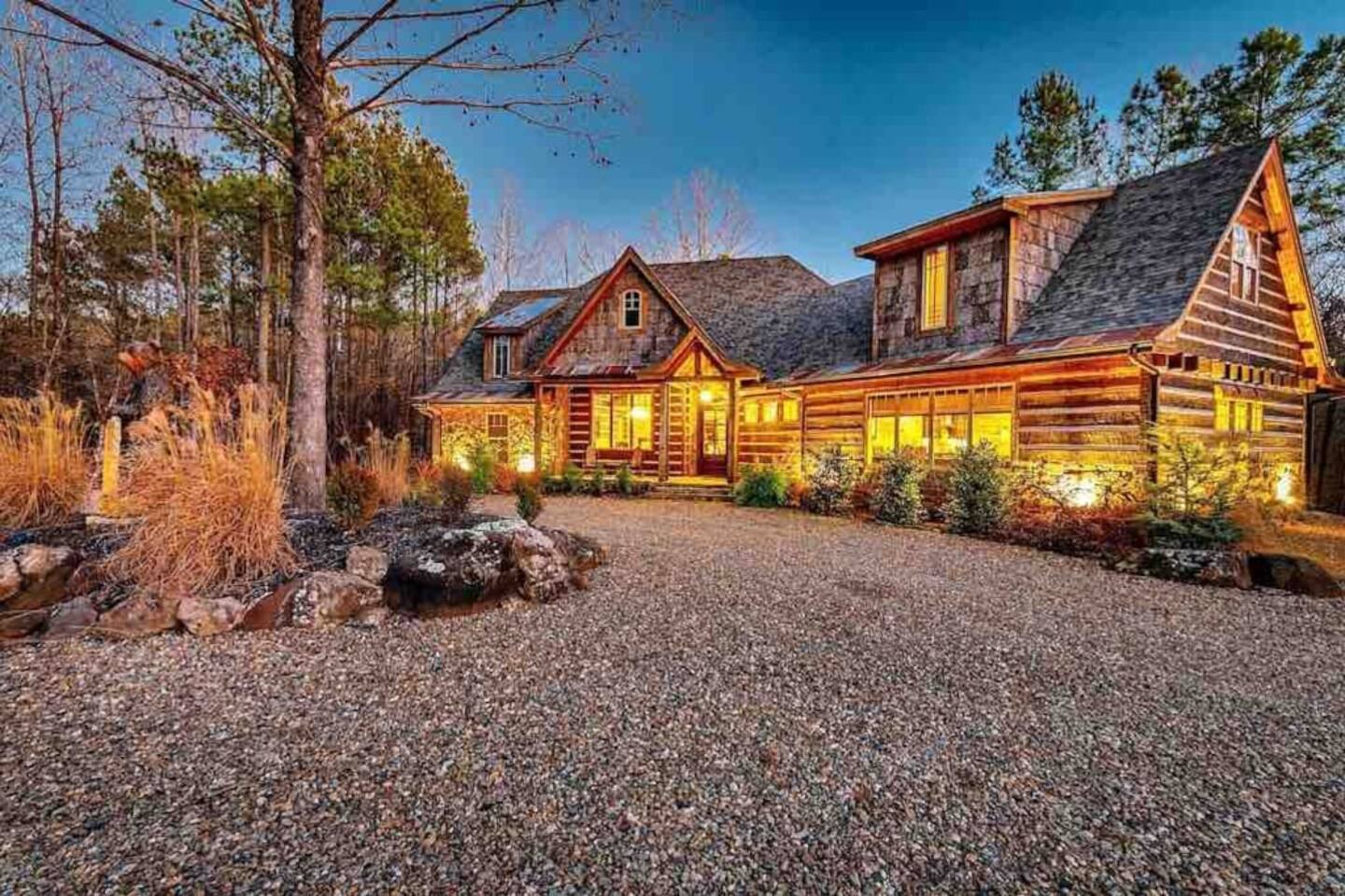 Rust Bucket — Broken Bow, OK — vacation rental